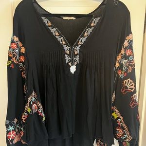 Women’s Peasant Blouse